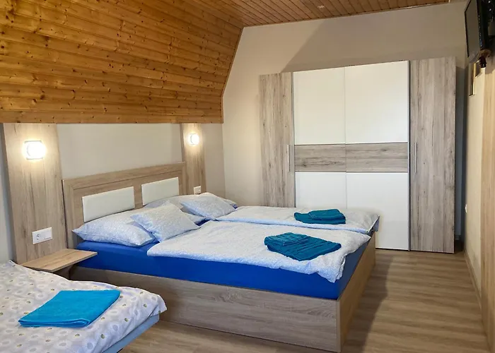 Szoloskert דירה *